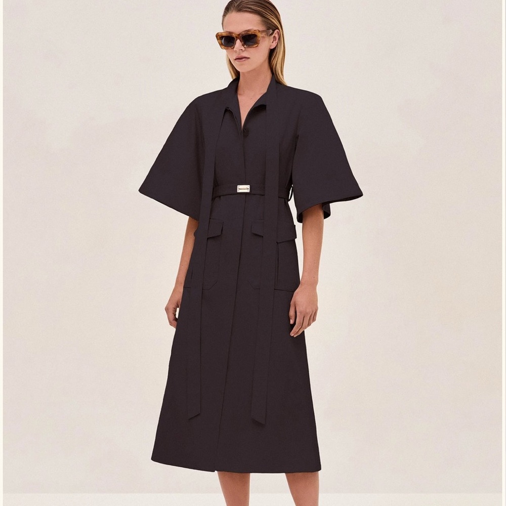 Alexis Ilardi dress in black size S.  New with tags never worn.